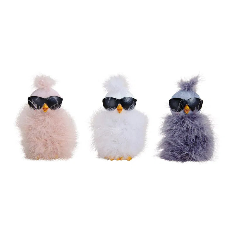 Chick with sunglasses, (W/H/D) 7x17x4cm