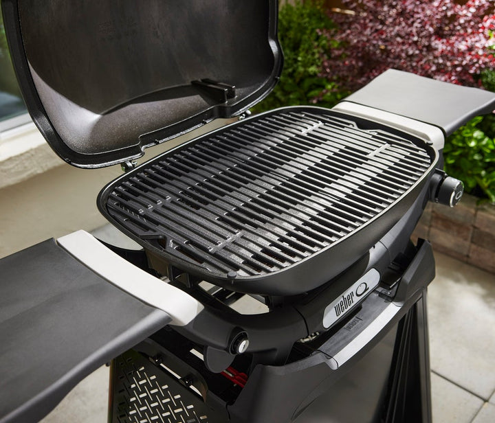Weber Q2200N Gas Barbecue with Stand