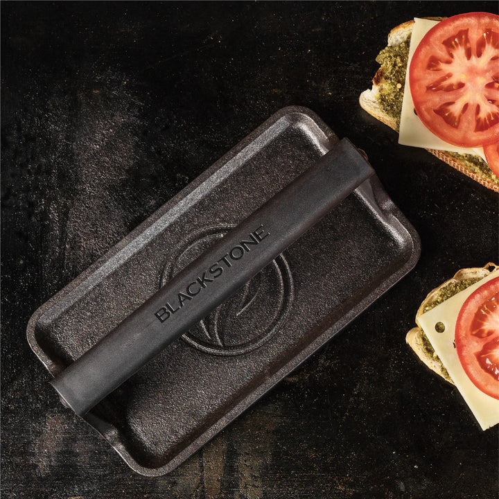 Blackstone  Cast Iron Griddle Press (25cm x 14cm)