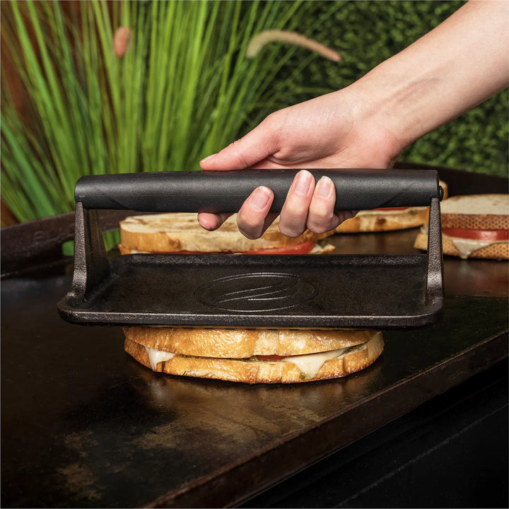 Blackstone  Cast Iron Griddle Press (25cm x 14cm)