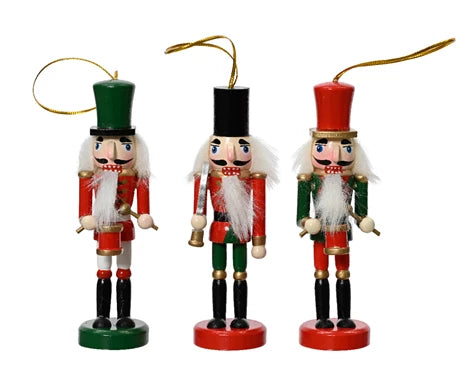 Nutcracker pinewood on base 3col ass fsc mix 100% red/colour(s) L.3cm x W.2cm x H.12.5cm