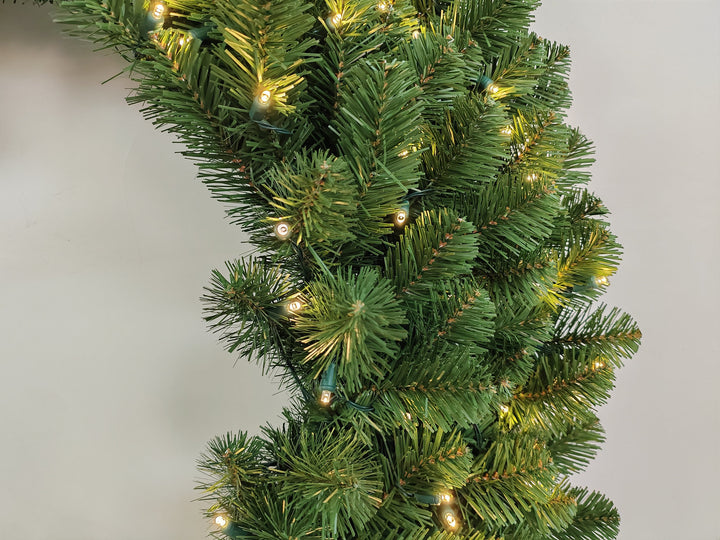 EVERGREEN - 48' Wreath with 200 Warm White Prelit 5mm bulbs - STN 8 Function - Battery Operated