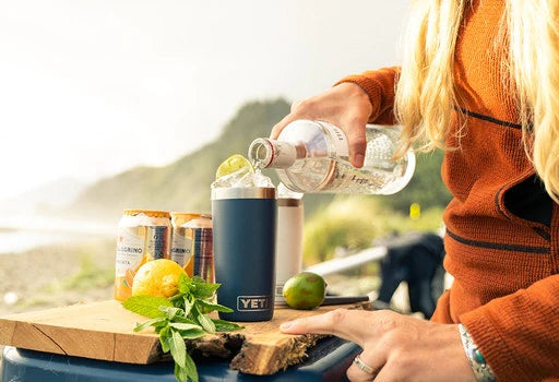 YETI RAMBLER 10 OZ TUMBLER NAVY