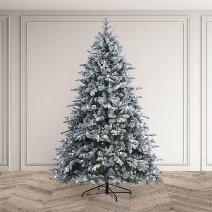 FROSTED WINTERFOLD FIR - 7.5ft
Tree with 600 Warm White LED 5MM bulbs