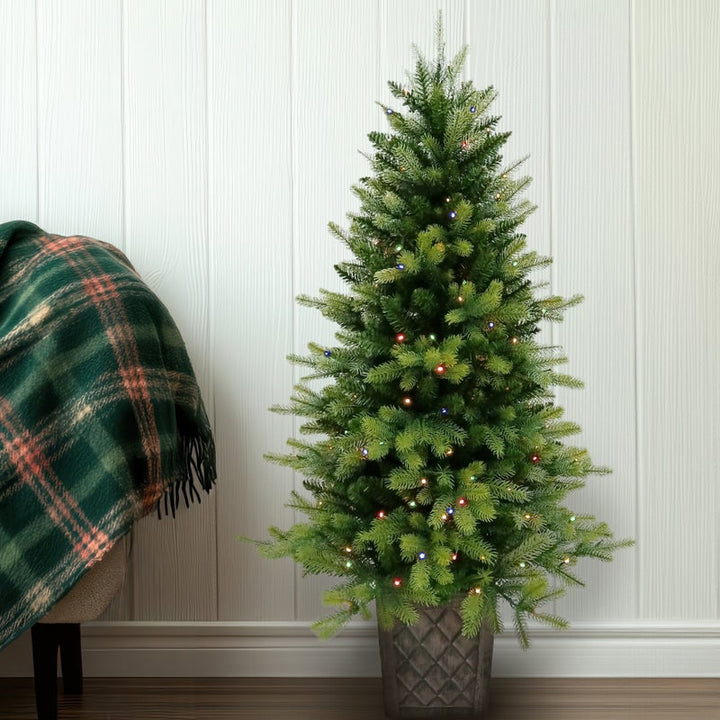 Oakley Fir - 4.5Ft Tree With 150 Warm White Led 5Mm Bulbs With Potted And Stn 8 Function - Battery Operated - Christmas - Windyridge Garden Centre