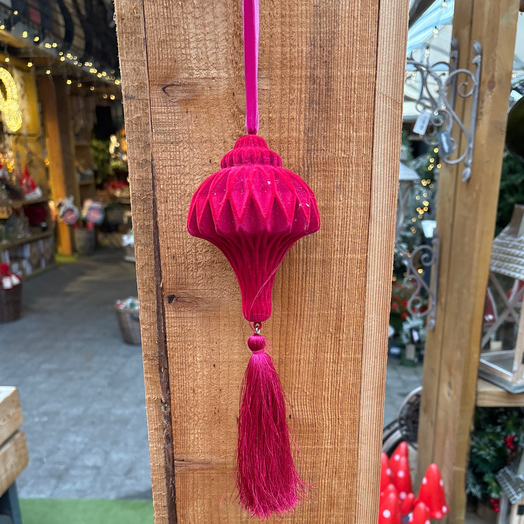 Deco ornaments resin, flocked surface, 13cm
red, bordeaux, pink