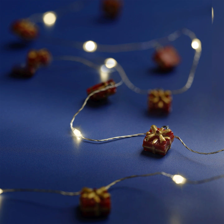Battery-operated micro LED decorative string lights, silver wire, warm white, 1.9m, alternate view