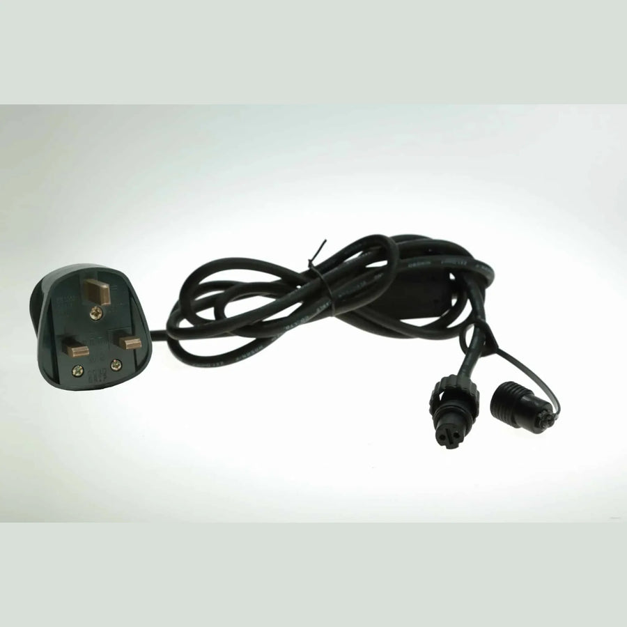 Green 2m power lead for Christmas lights