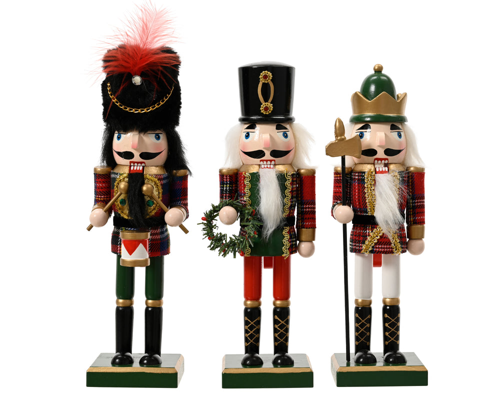 Nutcracker pinewood polyester check 3ass assorted L.7cm x W.6cm x H.25cm