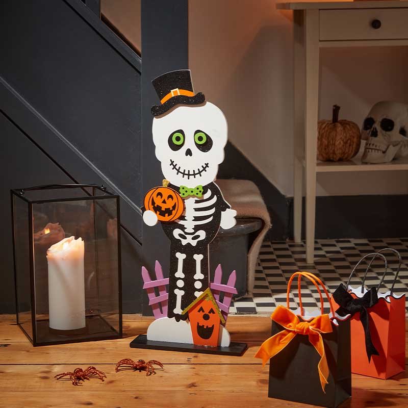 Standing Skelly