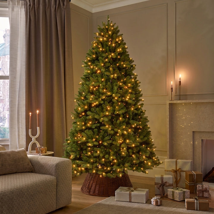 Feel Real Newberry Spruce Artificial Christmas Tree with 650 Warm White LEDs - 7.5 ft