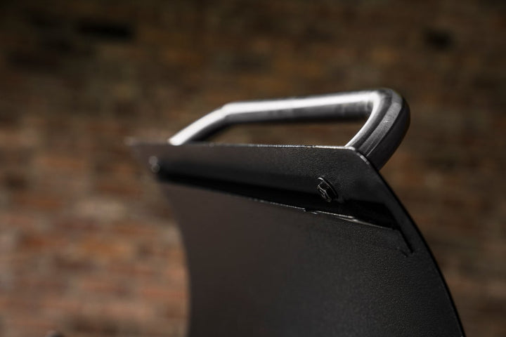 Traeger Pro 780 Grill lid displaying the steel handle