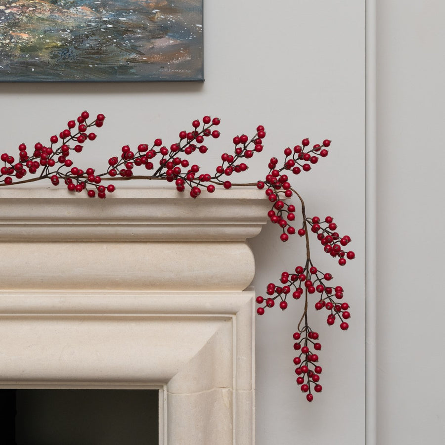 Winter berry Christmas garland, 152cm