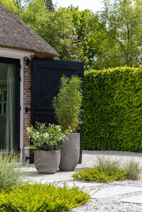 Mt. Russell M, Diorite Grey  Ø36Cm - Pots - Windyridge Garden Centre