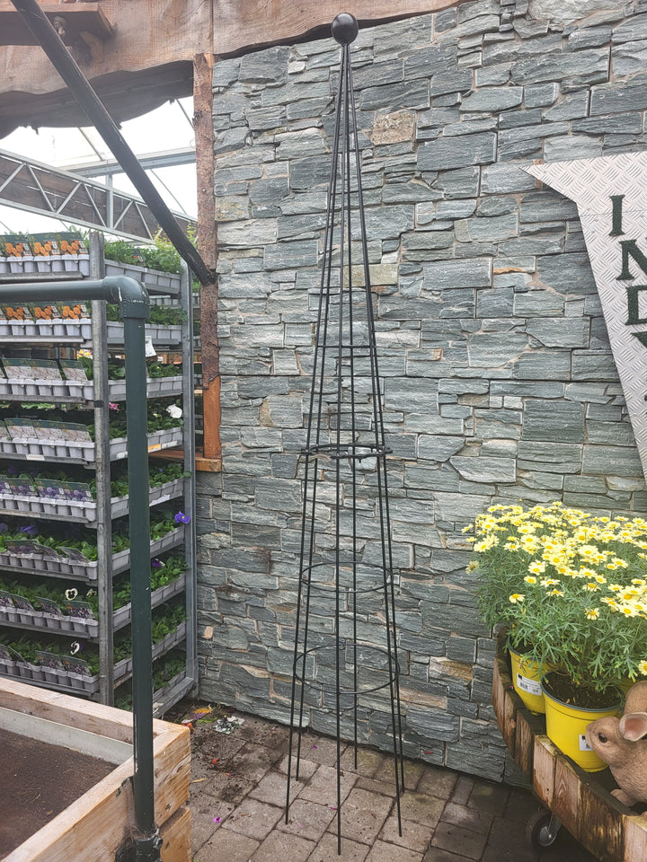 Hampton Obelisk 8FT OB46