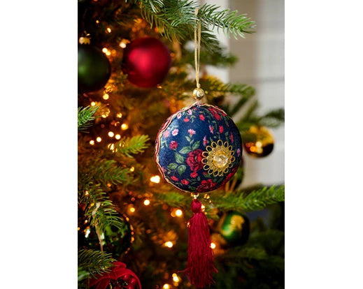 Bauble   with   handle   polyester   w tassel