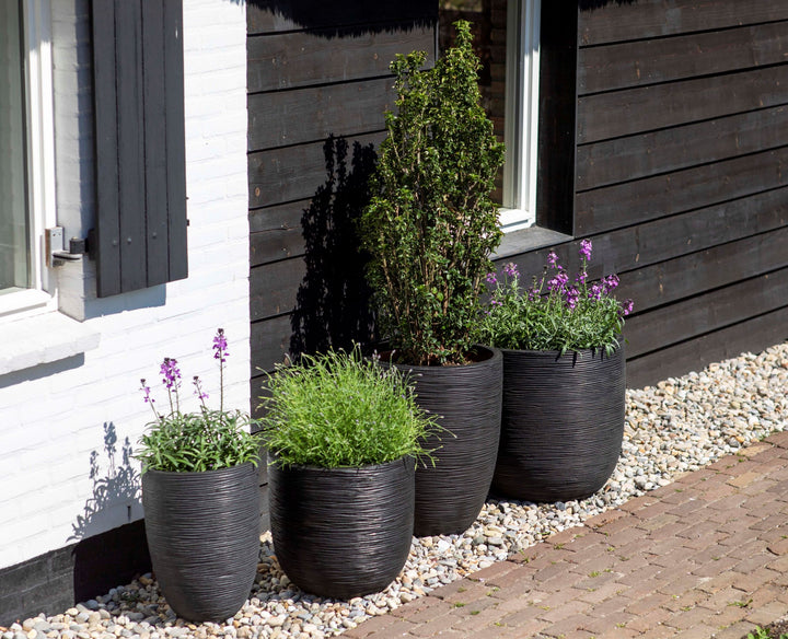 Planter Ball Rib Pot Black NL Ø43cm H41cm