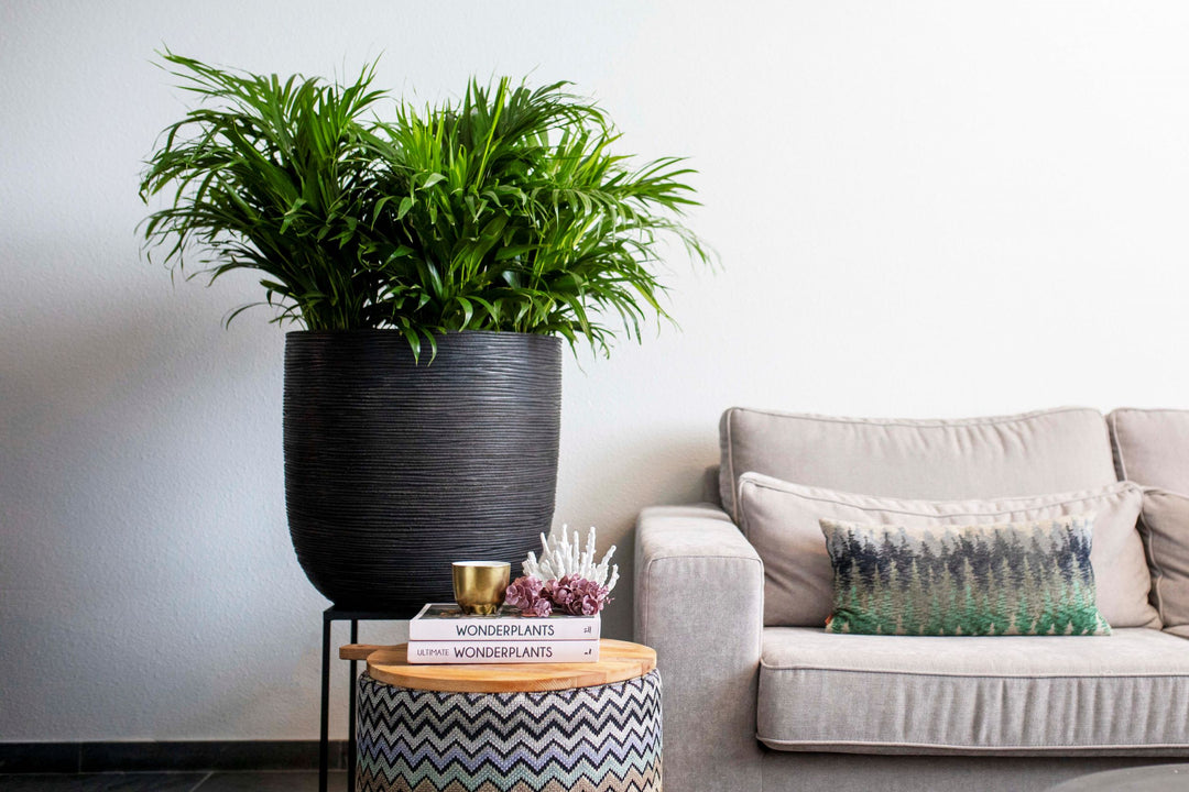 Planter Ball Rib Pot Black NL Ø55cm H53cm