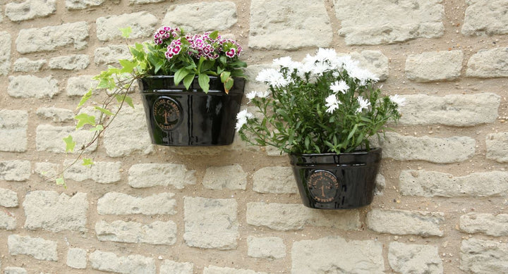 EDWARDIAN WALL POT BK 20CM