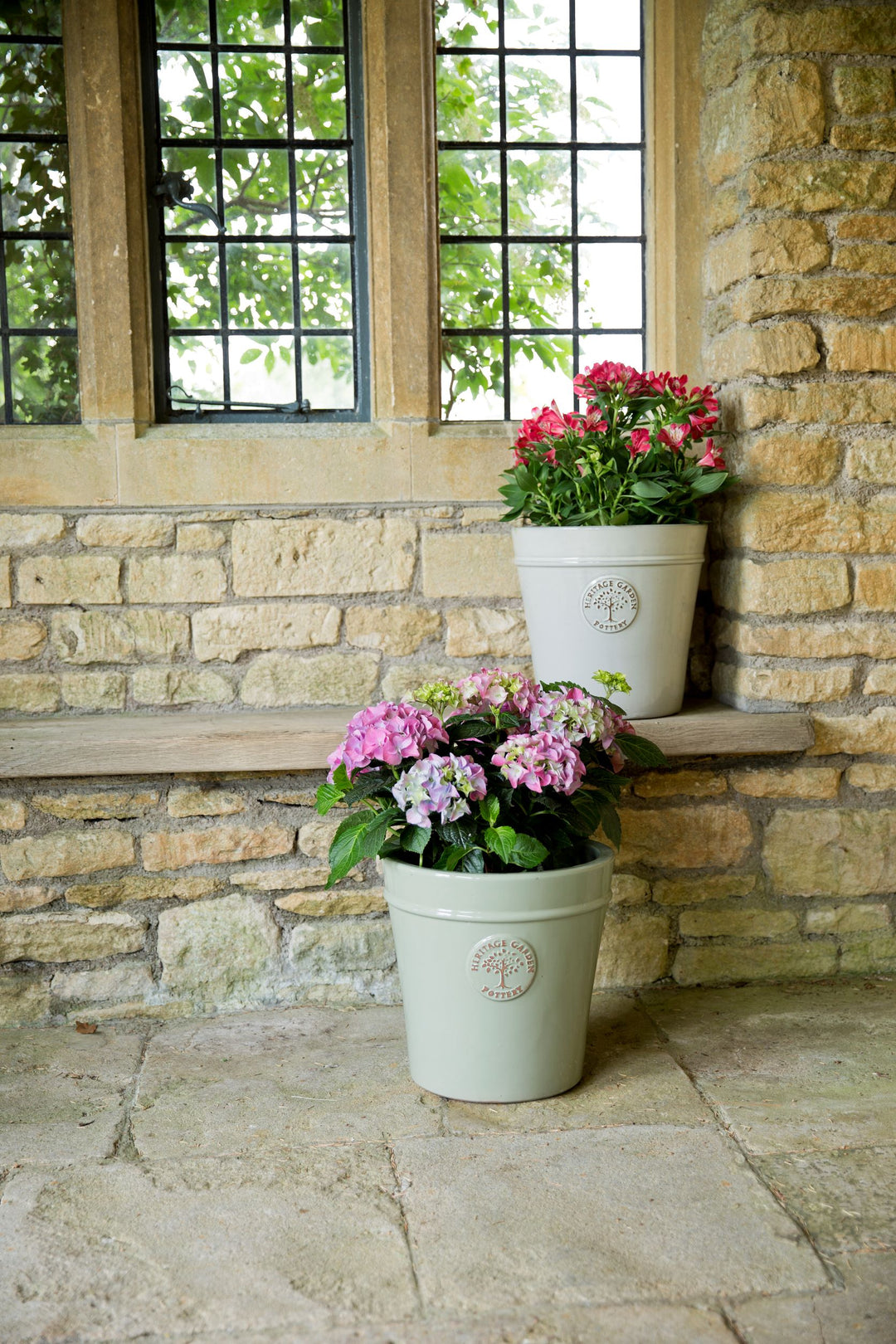 heritage garden plant pots Heritage Pot White Ø27cm – Windyridge Garden Centre