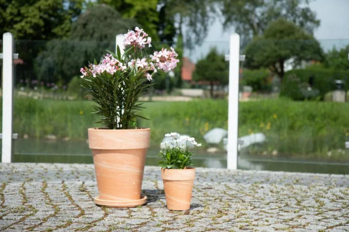 Marble Long Tom 31 x 37cm