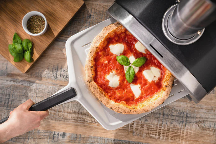 Ooni Fyra 12 Pizza Oven