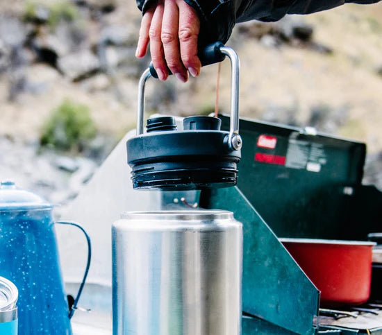 Yeti Rambler Half Gallon Jug Navy