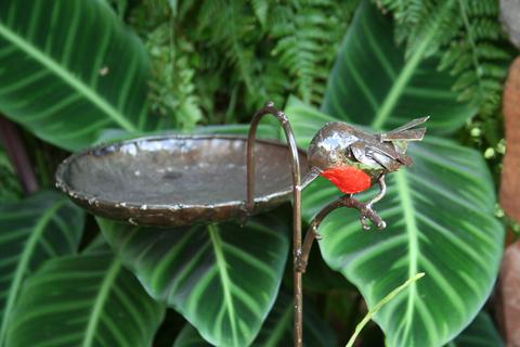 Standing Branch Robin Bird Feeder 100cm